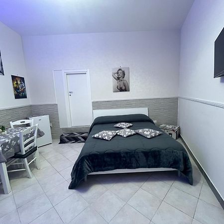 Da Rosaria Villa Napoli Bagian luar foto