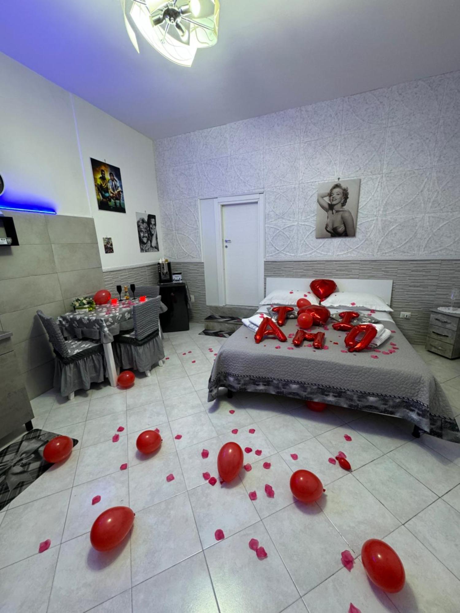 Da Rosaria Villa Napoli Bagian luar foto